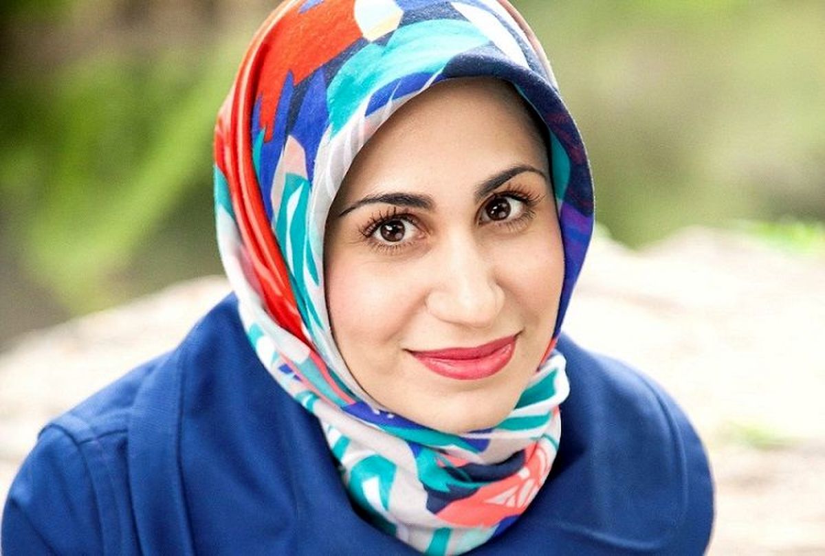 رقابت نویسنده زن ایرانی‌ با نویسندگان آمریکایی
