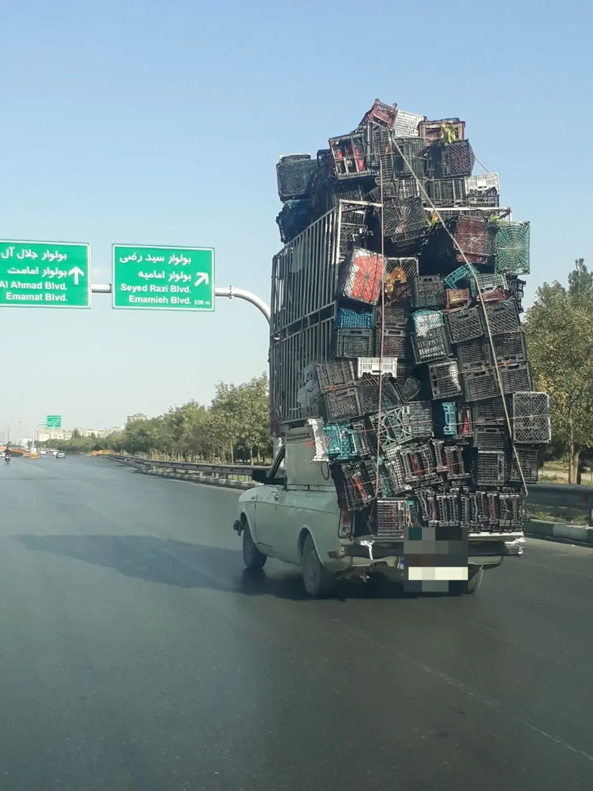 وانتی که کل شهر را بار زده!