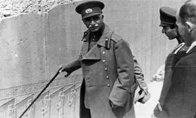 چگونه نیروهای شوروی و انگلیس «رضاشاه» را از سلطنت برکنار کردند؟ + عکس