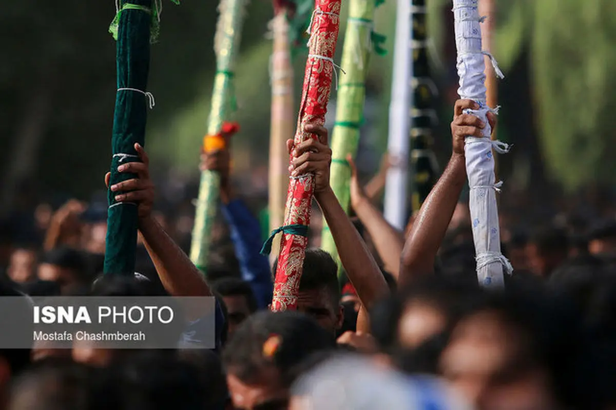 مراسم"علم پیغمبر" ویژه روز پنجم محرم در میناب برگزار شد + عکس و فیلم
