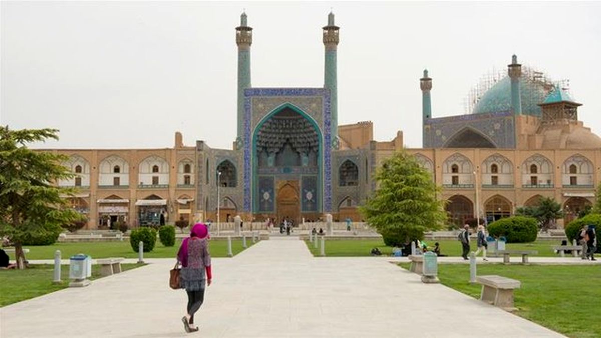 حضور گردشگران اروپایی در اصفهان ملموس تر است