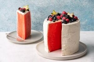تزیین کیک و دسر با تم هندوانه برای شب یلدا