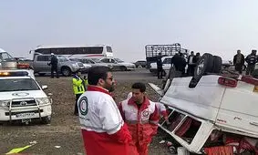 تصادف خونین اتوبوس با مینی بوس در اصفهان