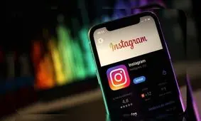 لحظه جنون‌آمیز شلیک یک دختر جوان به سرش در لایو اینستاگرام/ ویدئو