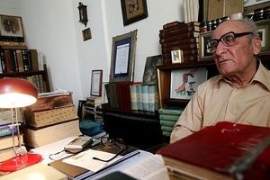 افسر نجات‌یافته از اعدام که چهره فرهنگی معروفی شد

