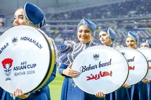 چرا اجرای دف نوازی زنان در قطر خبرساز شد؟

