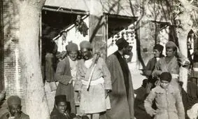 کارمندان در زمان قاجار چقدر حقوق می‌گرفتند؟