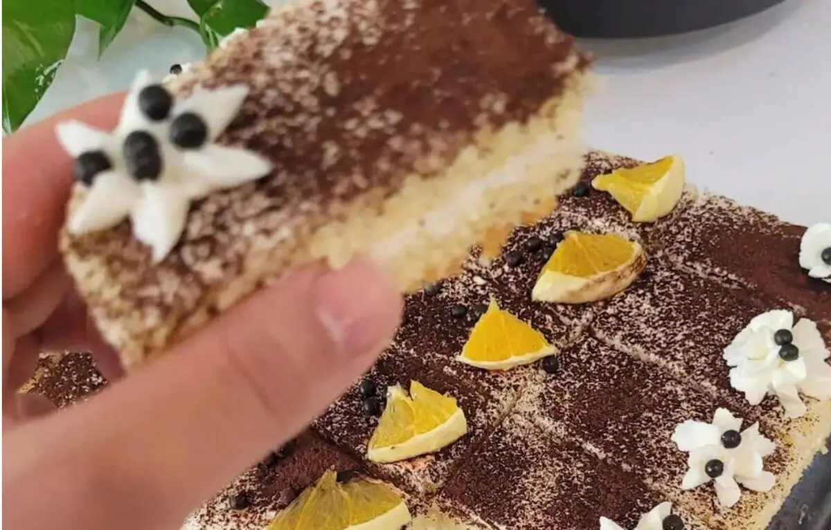 طرز تهیه شیرینی خامه ای برشی