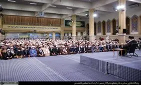  تصاویری از دیدار جمعی از مبلغان و طلاب حوزه‌های علمیه سراسر کشور با رهبر انقلاب
