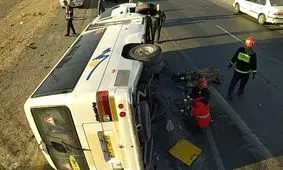 واژگونی مینی‌بوس دانشجویان در خمینی‌ شهر با ۱۶ کشته و مصدوم/ عکس