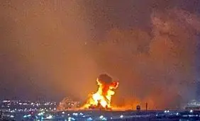 چهلمین روز تجاوز آمریکا و اسرائیل به ایران/ تمرکز حملات بر شریان‌های صنعتی؛ از آلومینیوم اراک تا تکرار حادثه در بندر امام