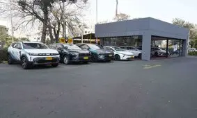 رونمایی از نخستین خودروهای حمل‌ونقل عمومی با پلاک منطقه آزاد تهران توسط "فاتح موتور"