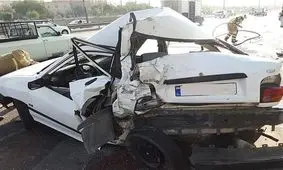 "کامیون" پراید را له کرد + تصاویر