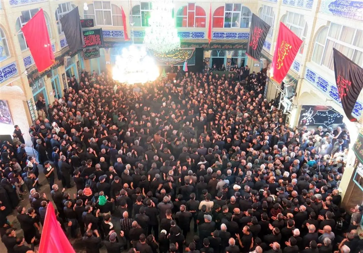 آغاز هشت‌گانه معنوی "طوق جامه کردن" دامغان با آیین کهن ششم محرم