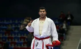 مدال طلا بر گردن سجاد گنج زاده