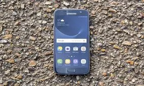 اگر به فکر خرید موبایل سامسونگ هستید، بخوانید