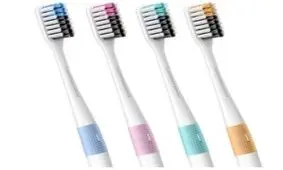 مسواک شما خانه هزار میلیون باکتری است