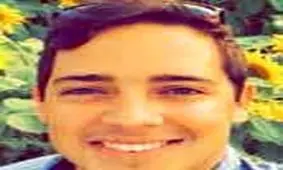 شناگر امریکایی که لقمه کوسه سفید شد + جزییات