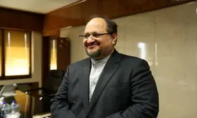 وزیر صنعت وارد الیگودرز شد