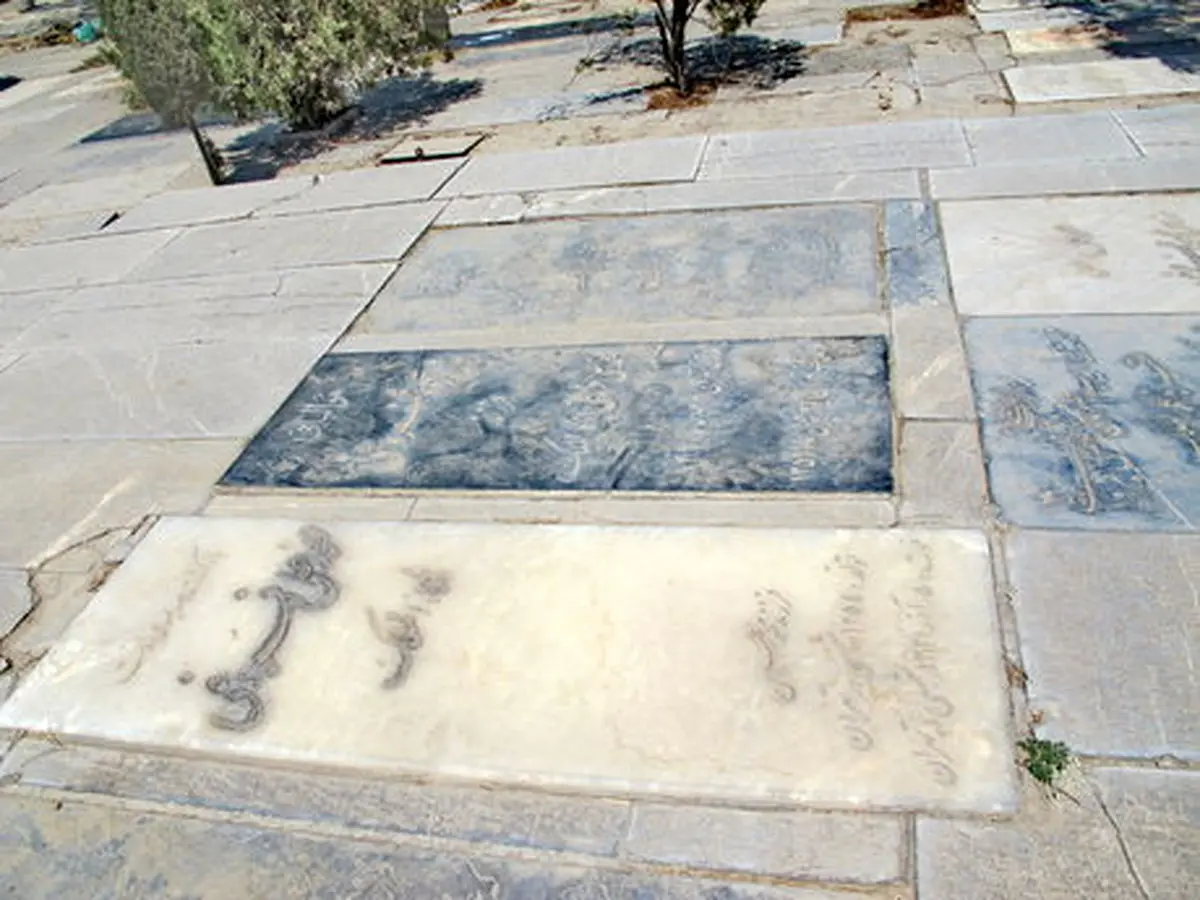 تخریب سنگ قبر محمد علی فروغی