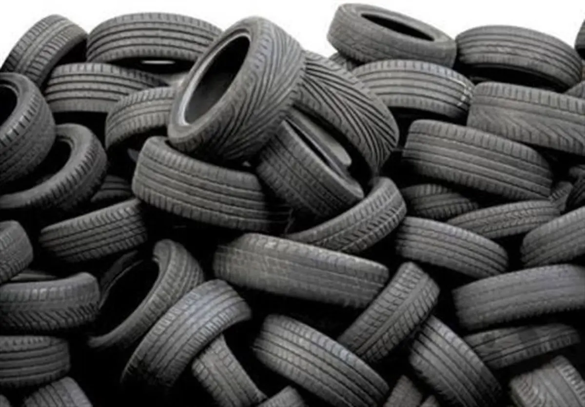 صادرات لاستیک، موز و دفترچه نشر ممنوع شد