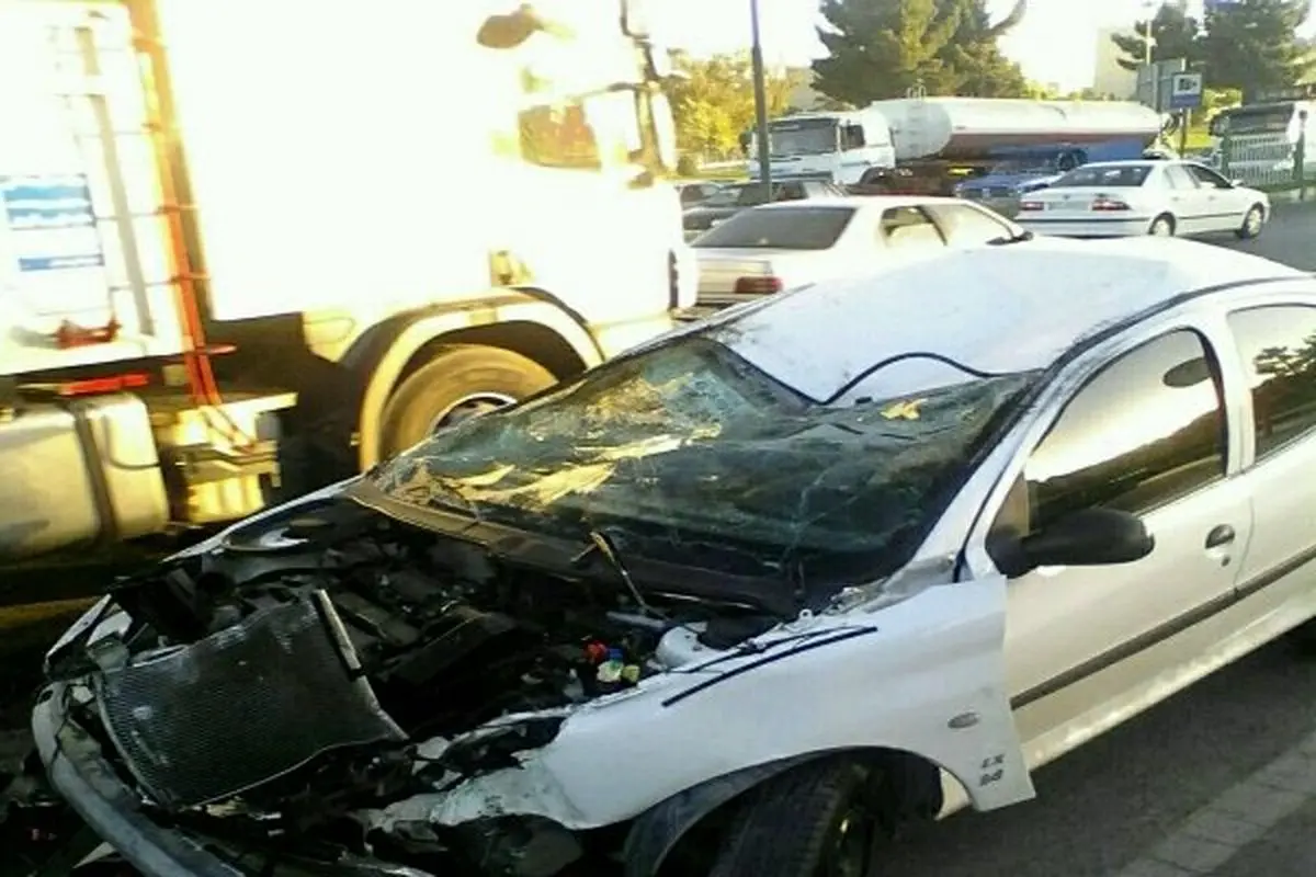 سانحه رانندگی در محلات یک کشته و ۳ مجروح برجای گذاشت