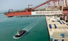 هشدار وزیر خارجه امریکا به کسانی که قصد تجارت با ایران را دارند: ۱۳ آبان مقررات متفاوت می‌شود.