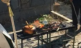 ایستگاه صلواتی امدادگران در ارتفاع ۲۲۰۰ متری کوهستان +تصاویر