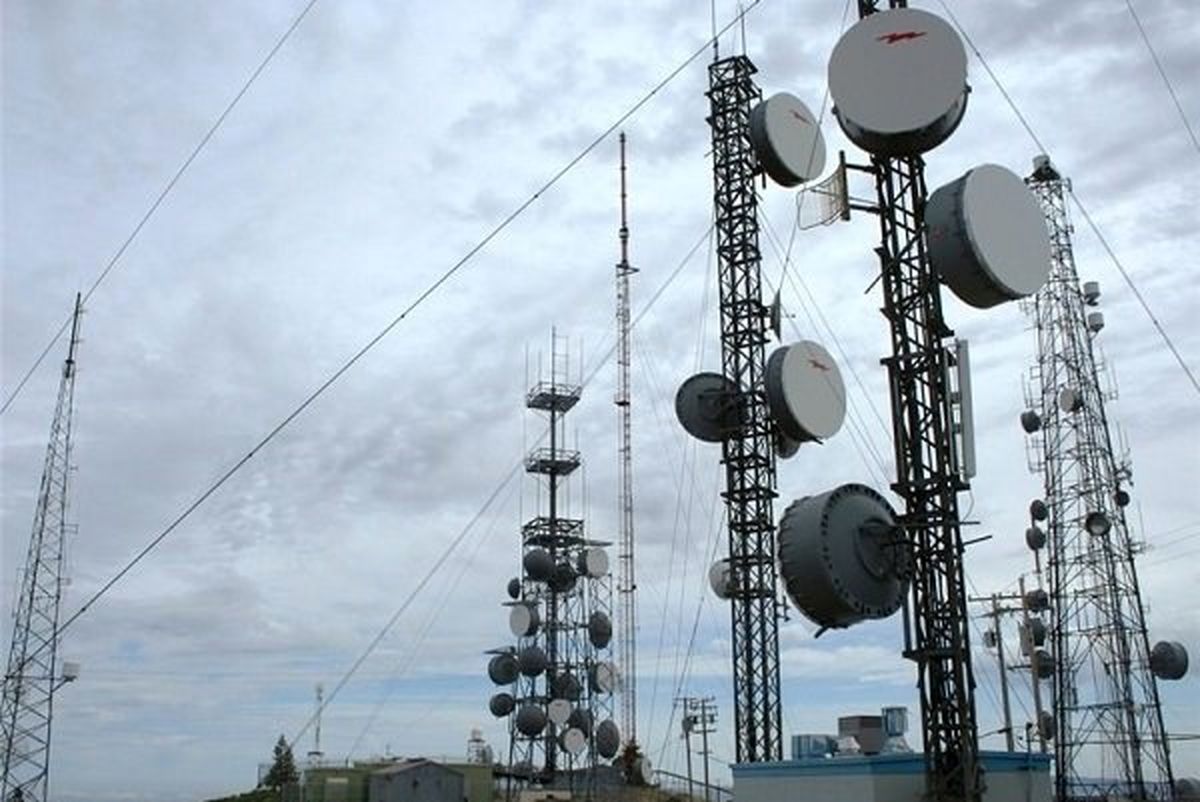 ۳ کانکس اضطراری آنتن تلفن همراه در یزد راهاندازی شد