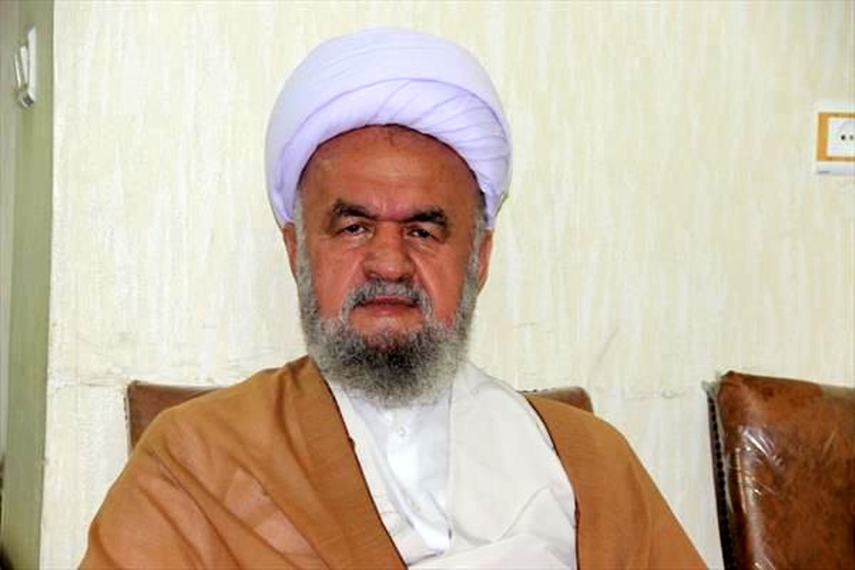کاش مسئولان از شهامت امام حسین درس بگیرند/ صداقت در جامعه امروز کمرنگ شده است