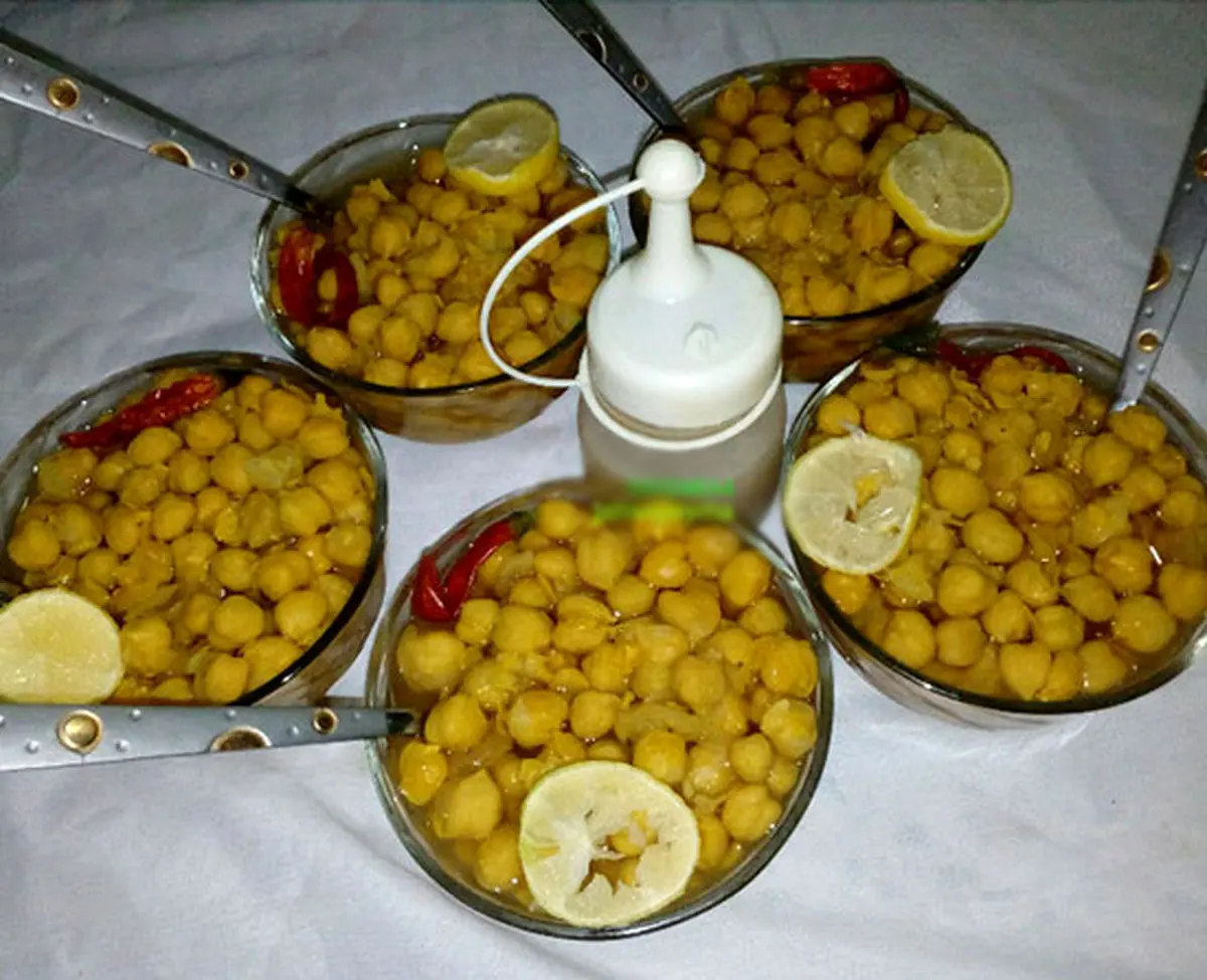 طرز تهیه «شوربا نخود آب» با لیموی تازه