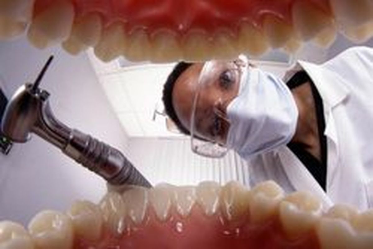 دلایل ترس از دندان‌پزشکی و راهکار درمان آن را بدانید