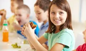 خوراکی‌های ضروری برای دانش‌آموزان