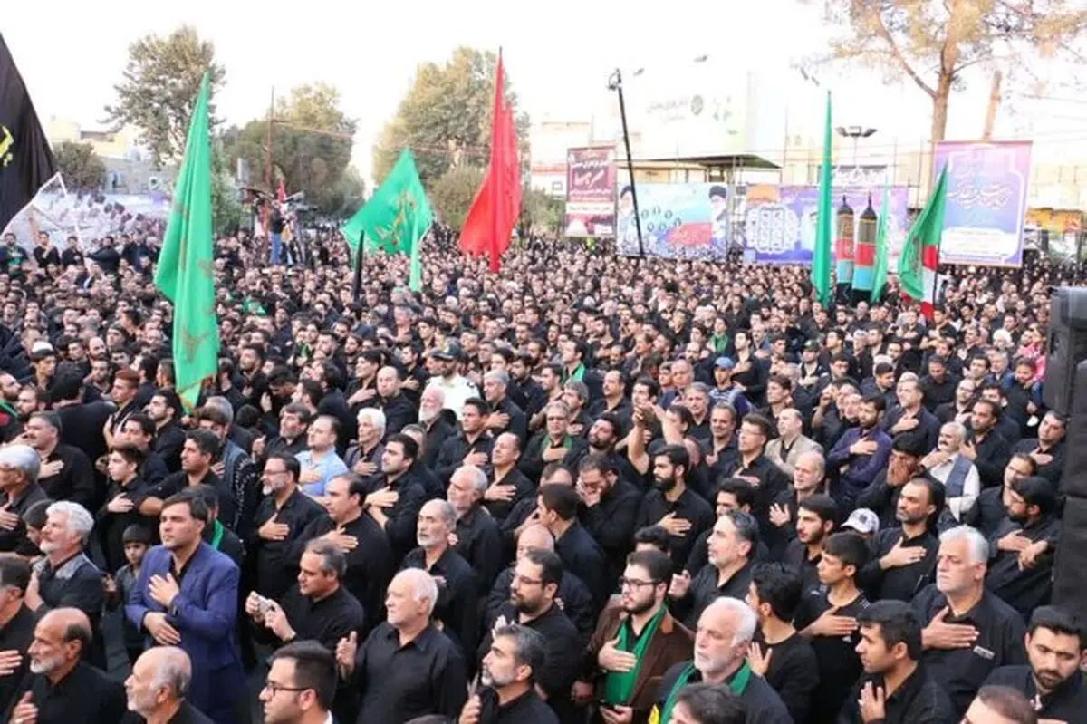 اجتماع عظیم تاسوعای حسینی در ورامین برگزار شد