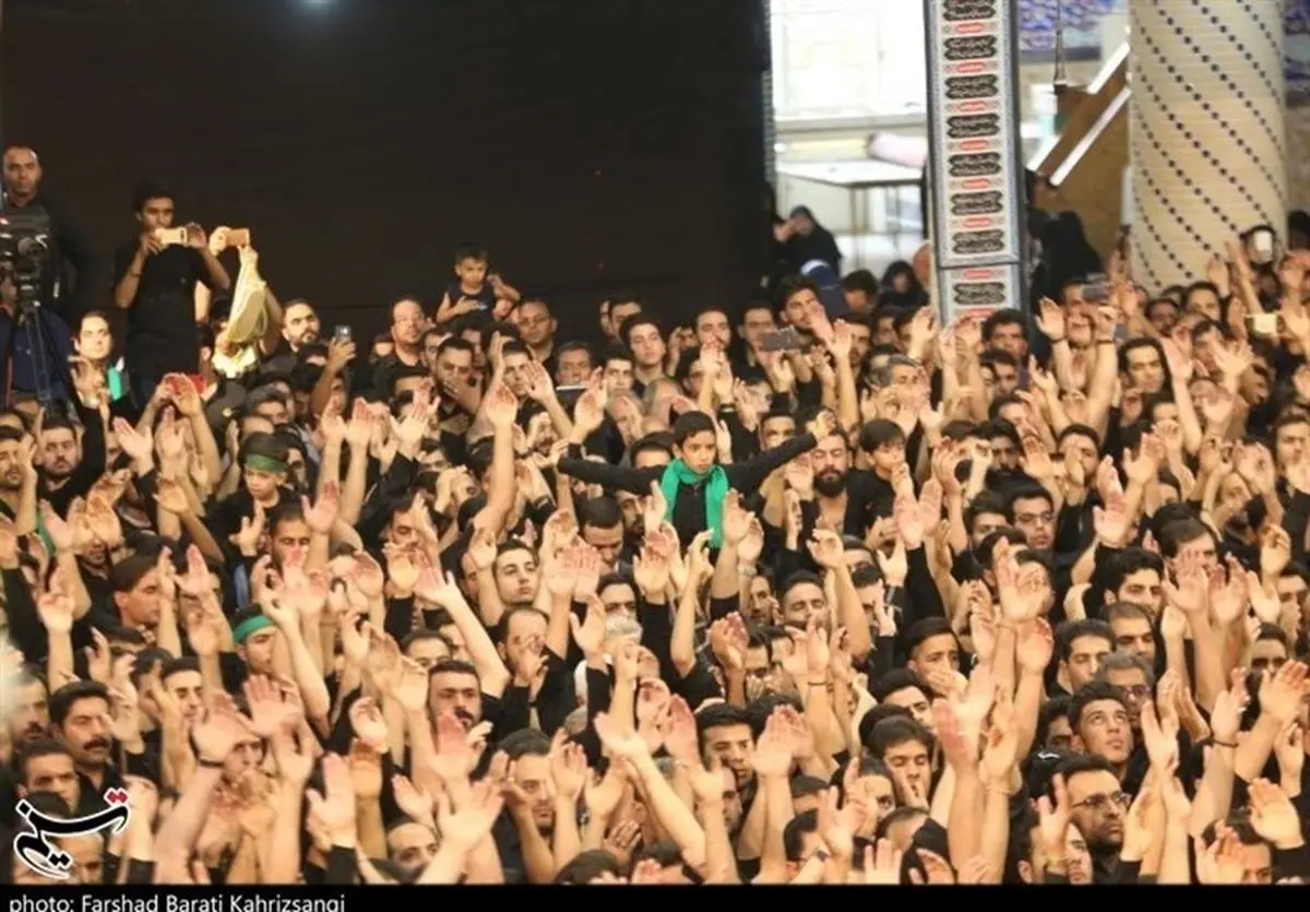 سینه‌زنی تاسوعایی هیئت‌های عزاداری یزد در حظیره