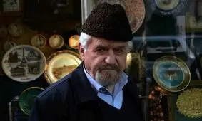 عنایت بخشی: عشق به اهل بیت (ع) باعث شد خانه‌ام را کنار مسجد بخرم