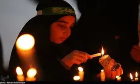 آئین شمع‌گردانی در شب عاشورا به روایت تصویر