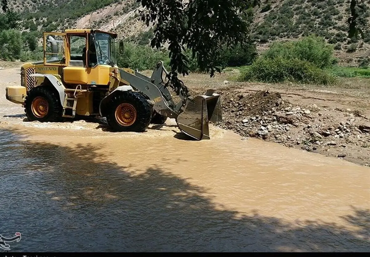 آخرین جزئیات خسارات سیل به جاده‌های استان سمنان؛ تردد در محورهای مواصلاتی عادی است