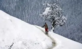 برف ارتفاعات کلاردشت را سفیدپوش کرد