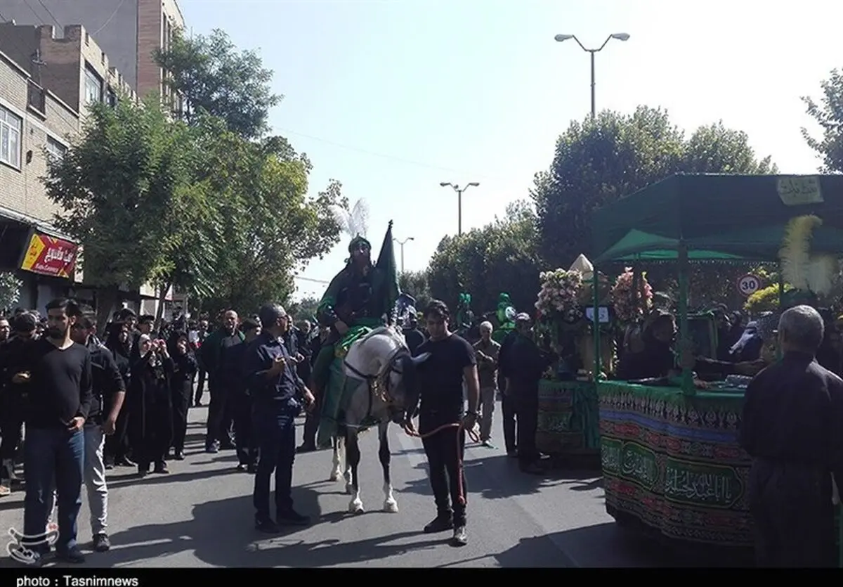 همزمان با عاشورای حسینی همدان یکپارچه به سوگ نشست+ تصاویر