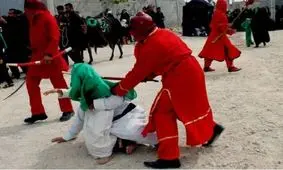 تعزیه ظهر عاشورا در دوراهک برگزار شد