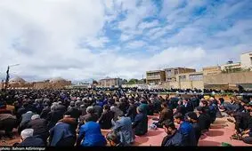 اقامه نماز ظهر عاشورا در اردبیل به رویات تصویر