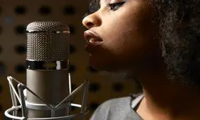 چرا مردم صدای خود را دوست ندارند؟