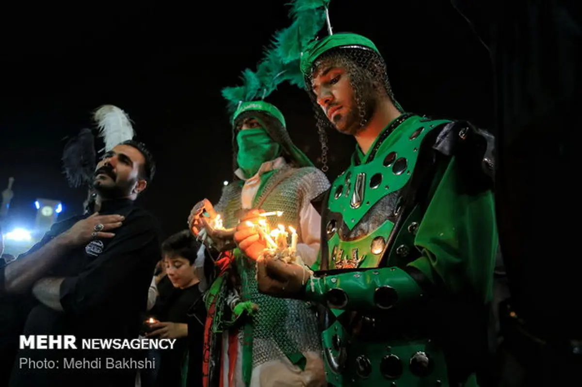 اجرای تعزیه شام غریبان در خانه تاریخی وقفی