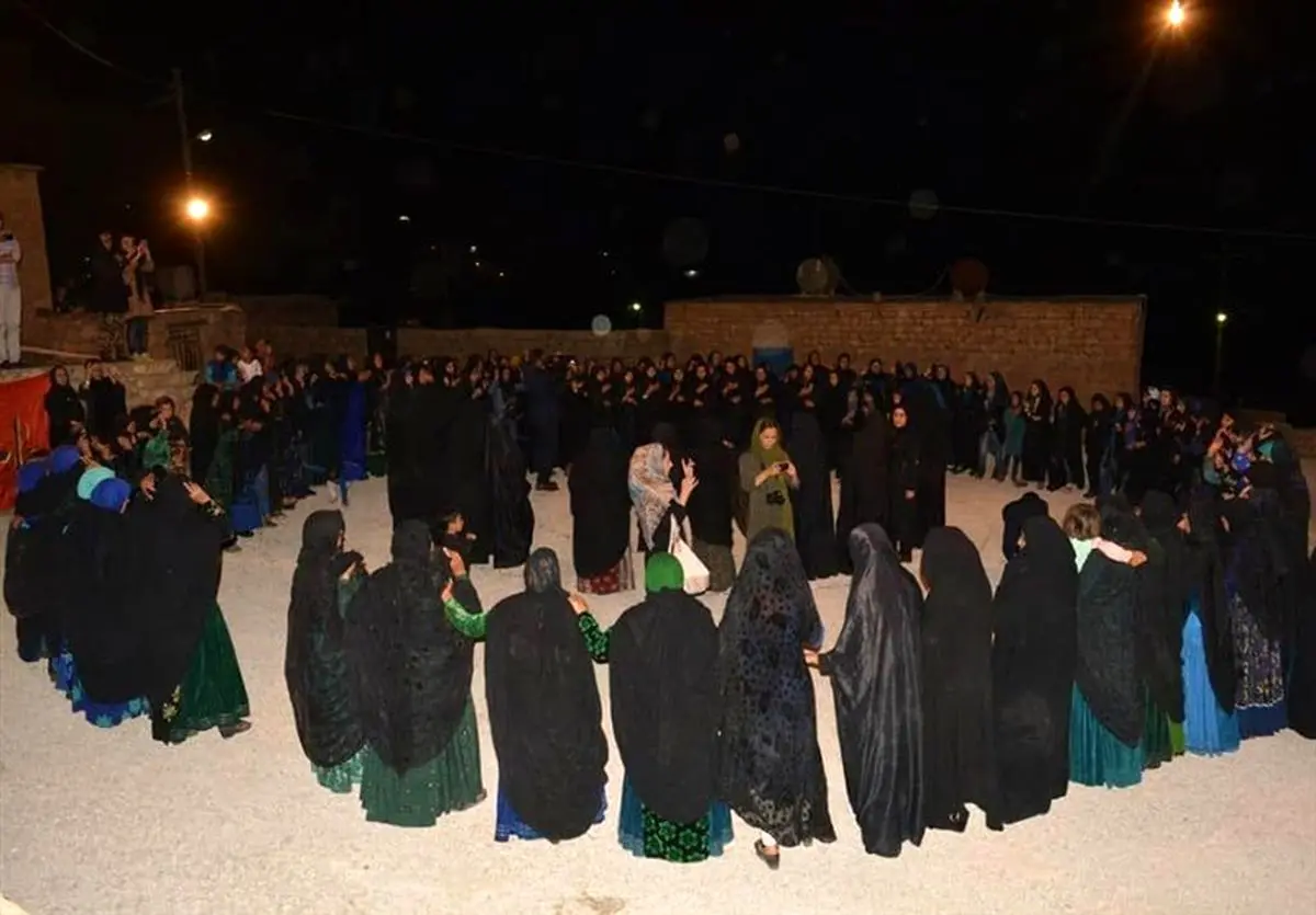 نوای جان سوز زنان محروم‌ترین منطقه ایران در سوگ امام حسین(ع) به روایت تصویر