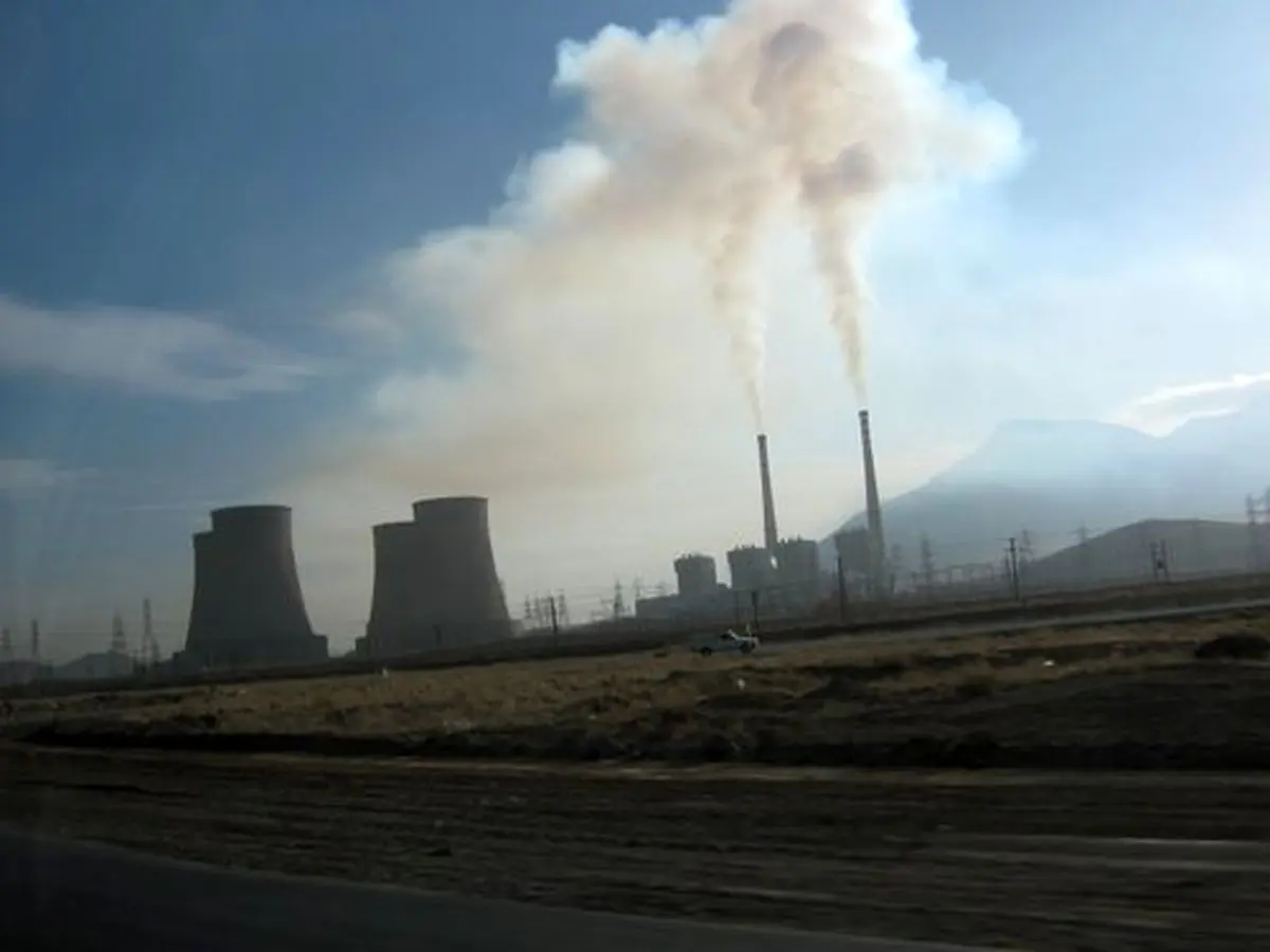 کاهش آلودگی صنایع آلاینده با تهیه برنامه جامع زیست محیطی