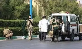 بستگان زخمی شدگان در مقابل بیمارستان تجمع نکنند