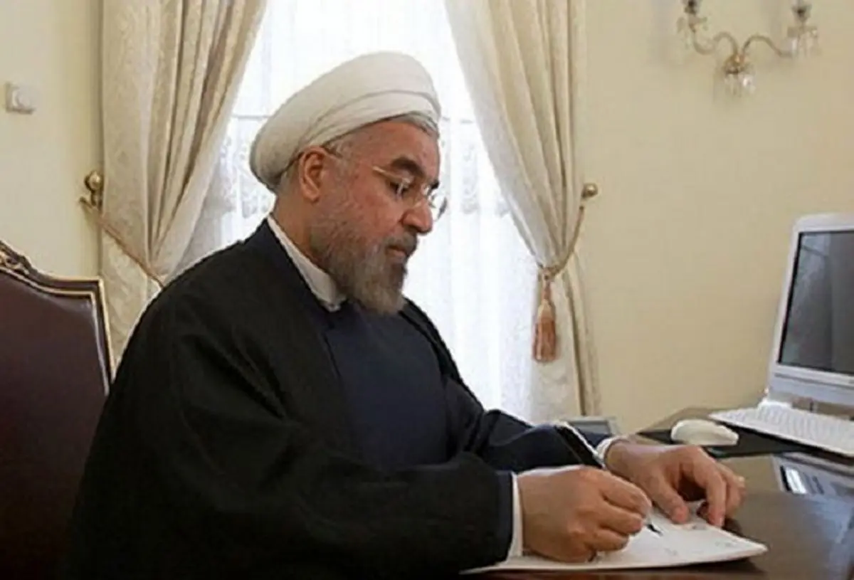 دستور رییس‌جمهور به دستگاه‌های امنیتی برای پی‌گیری حادثه تروریستی اهواز / کسانی که از این تروریستها پشتیبانی می‌کنند، باید پاسخگو باشند