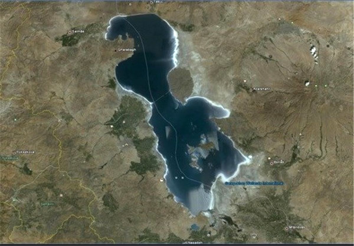 وزیر آموزش‌وپرورش در مورد حذف نقشه دریاچه ارومیه از کتاب‌های درسی پاسخ‌گو باشد