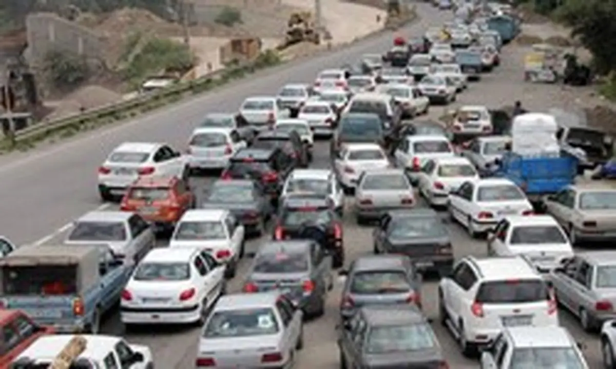 ترافیک در محورهای مواصلاتی قزوین سنگین است